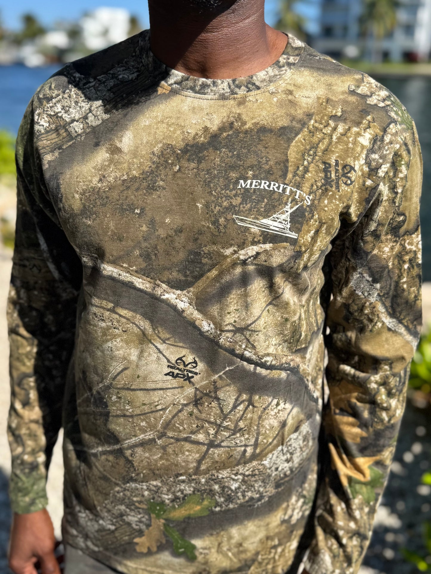 Camo Classic Outline Long Sleeve T-Shirt